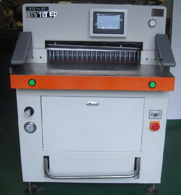 China Máquina que corta con tintas semi automática de papel semi automática hidráulica de la cortadora 670m m proveedor